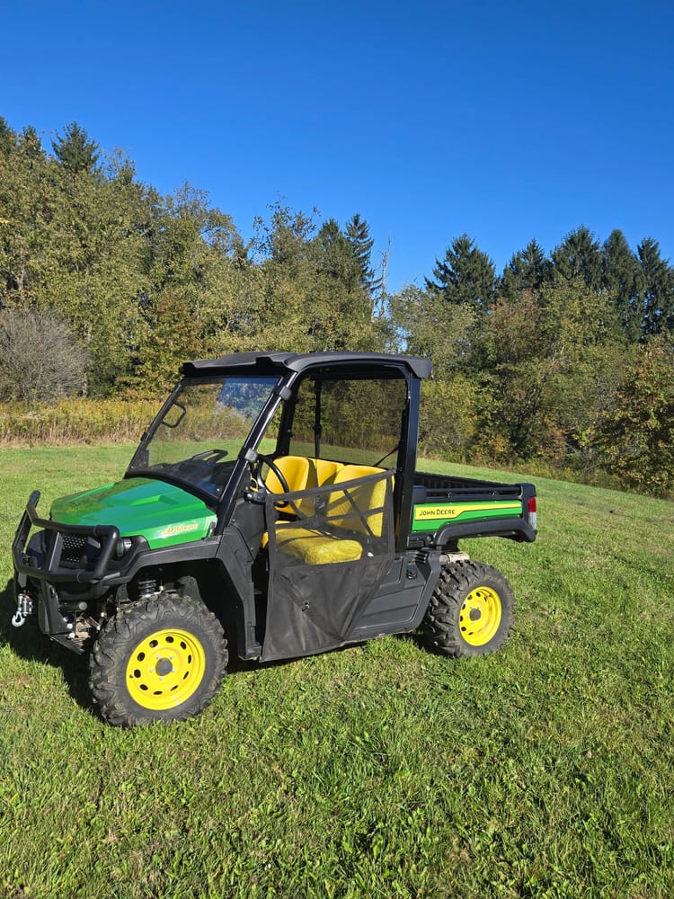 John Deere XUV835M