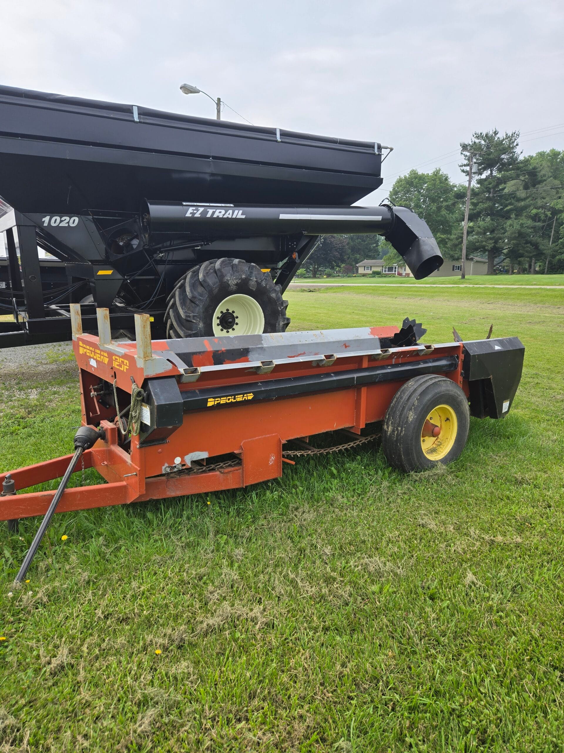 Pequea 125P Manure Spreader