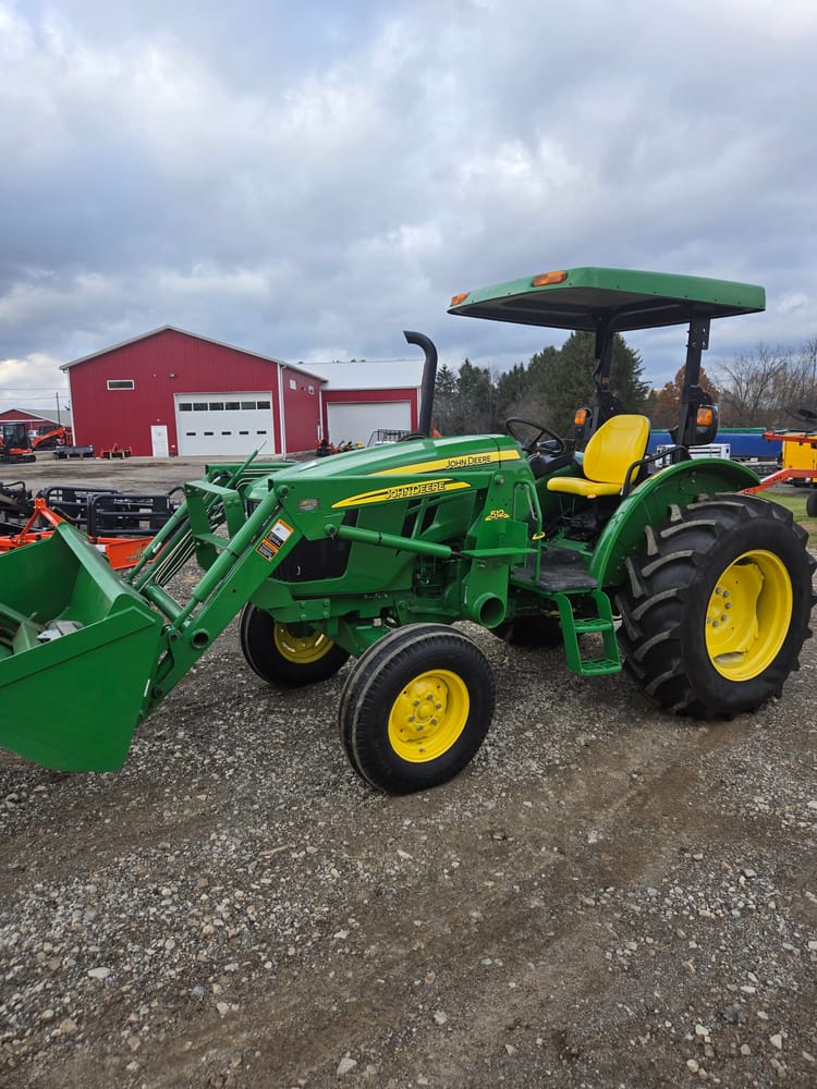 John Deere 5065E