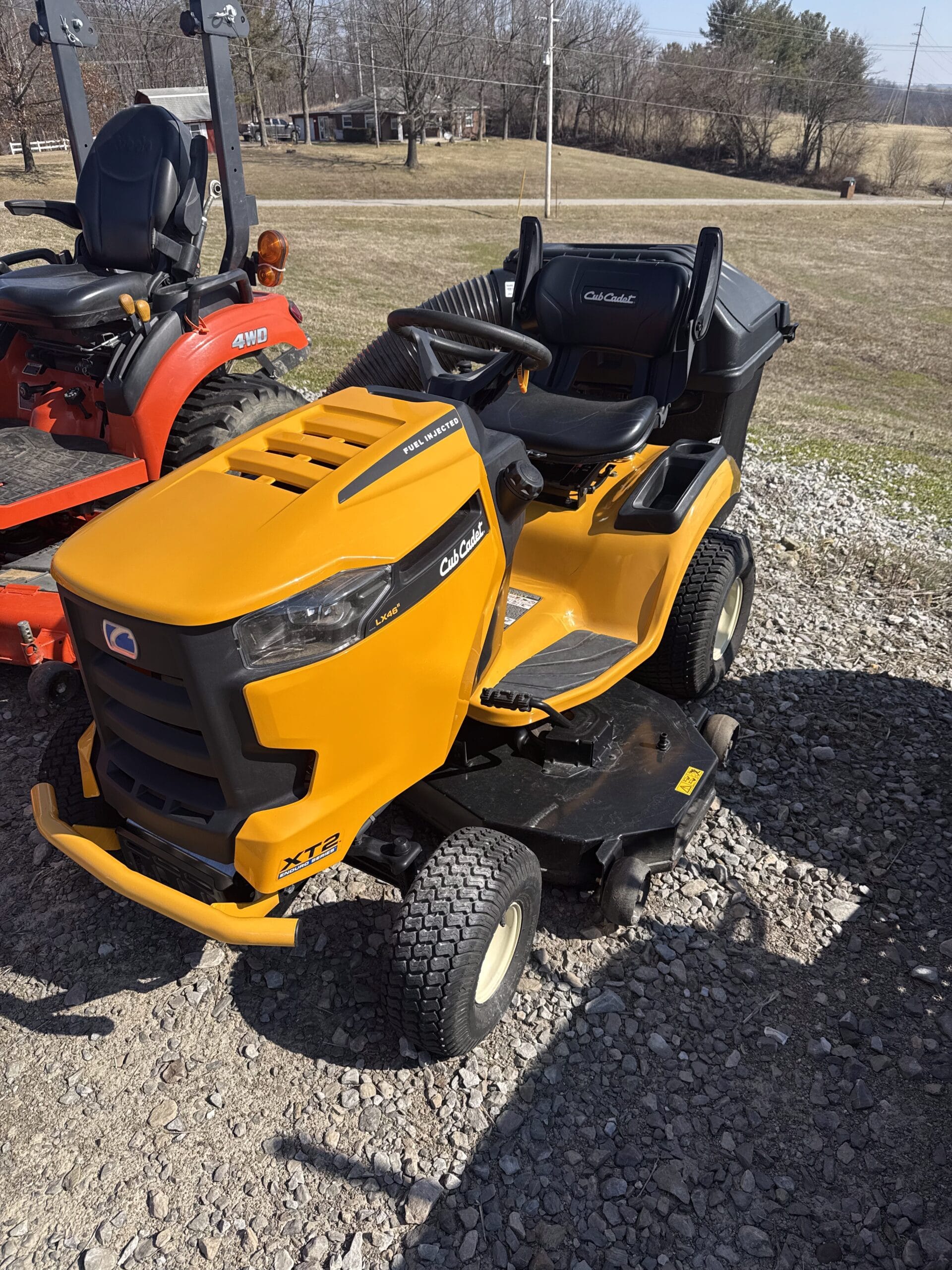 Cub Cadet XT2 LX46